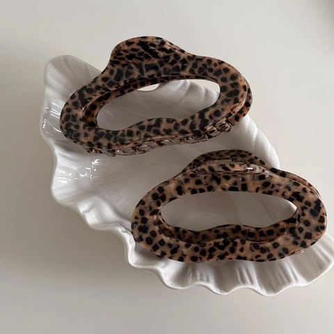 Pinza per Capelli in Acetato Vintage con Stampa Leopardata Grande Molletta a Squalo Traforata per Donna Elegante Accessorio in Stile Coreano