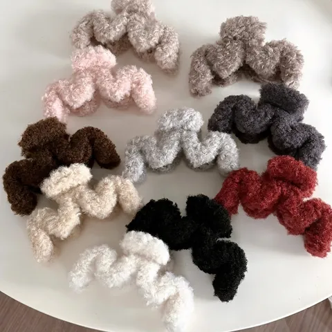 Winter Weich Plüsch Lammwolle Haarkralle Große Wellenform Eleganter Koreanischer Stil Sanfte Haarspange Für Damen Accessoire