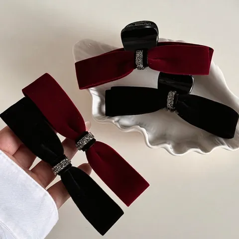 Vintage Velvet Bow Hair Clip For Women Elegant Rhinestone Bowknot Duckbill Clip And Claw Clip For Party Daily Hair Accessories