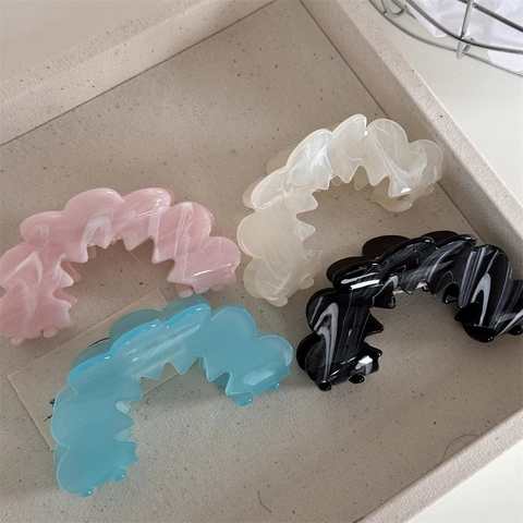 French Minimalist Acetate Wavy Zigzag Flower Hair Claw Clip Elegant Marble Texture Hair Accessory For Women Daily Styling