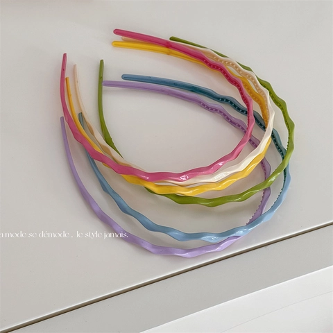 Diadema Fina Ondulada Color Caramelo Antideslizante de Plástico para Mujer Chicas Maquillaje Diario Lavado de Cara Accesorio para Cabello