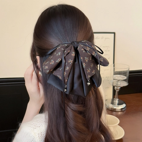 Retro Haarklammer Mit Floralem Schleifen-Design Doppellagiger Satin-Stoff Mit Bandanhänger Kristallperlen Haarschmuck Damen
