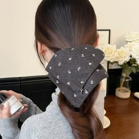 Korean Style Square Scarf Scrunchie For Women Retro Floral Print Fabric Elastic Hair Tie Handmade Ponytail Holder Hair Accessories