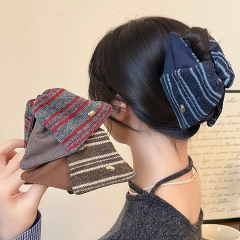 Pinza para el Cabello de Punto a Rayas para Mujer Moda Triángulo Lazo con Insignia de Oro Accesorios para el Cabello