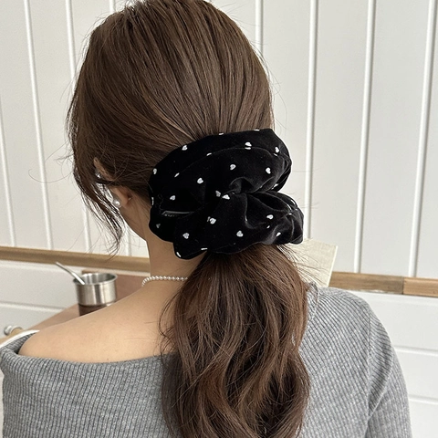 Elegante Herfst Winter Zwarte Fluwelen Haarelastiekje Hart Bloemenpatroon Grote Scrunchies Koreaanse Zachte Sjaal Haardat Ponytail Houder Vrouwen