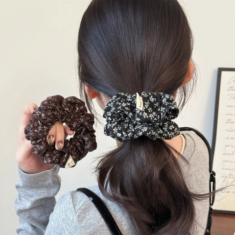 Französischer Vintage Blumen Stoff Scrunchie Hohe Elastizität Handgefertigt Haargummi Für Damen Täglich Haarschmuck Accessoires