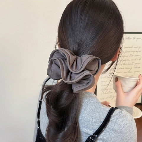 Oversized Fabric Scrunchies Pleated Ruffle Design Women Maillard Solid Vintage Elastic Hair Ties Daily Accessories