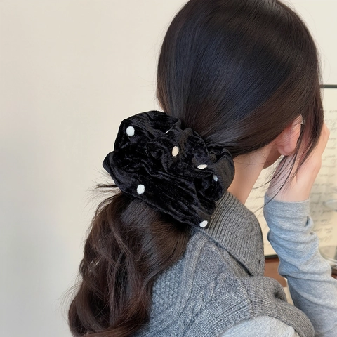 Vintage Velvet Polka Dot Large Scrunchies Handmade Elastic Hair Ties For Women Korean Style Retro Ponytail Hair Rope