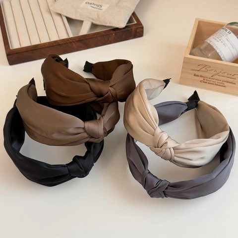 Elegant Korean Style Knotted Satin Wide Headband For Women Solid Color Non-Slip Fabric Hair Band Fashion Hair Accessories