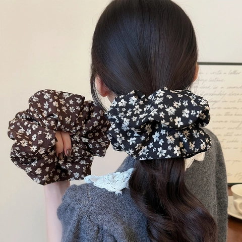 Scrunchies in Velluto Floreale Oversize Vintage Stile Coreano Elastici per Capelli Pieghettati Elegante Porta Coda a Fiori per Donna
