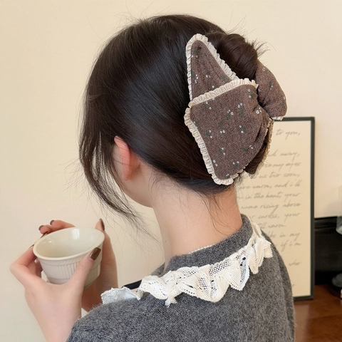 Pinza de Pelo Floral de Tela Tejida Vintage Retro Exquisito Borde de Encaje Clip de Tiburón Tocado de Moda con Lazo Grande para Peinado de Mujer