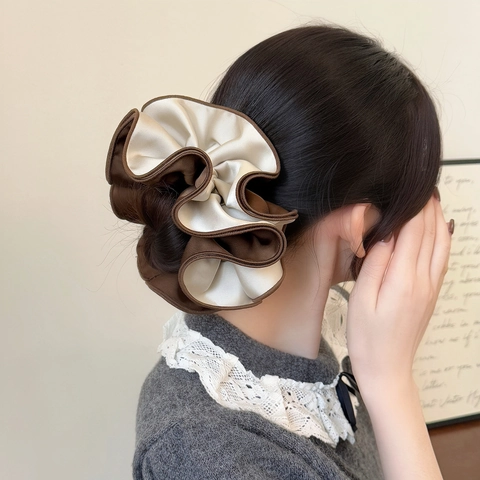 Elegant Korean Style Satin Scrunchies For Women Large Four Layer Ruffled Edge Color Block Hair Ties Vintage Hair Accessories