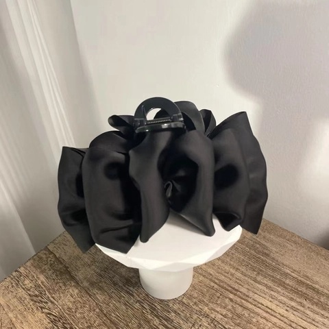 Große Satin Wolke Plissierte Haarkralle Vintage Elegante Bubble Shark Haarnadel Für Damen Dickes Haar Zubehör Styling Tool