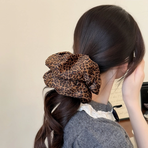 Scrunchies Grandi con Stampa Leopardata Retrò per Donna Patchwork in Tessuto e Pelle Sintetica Elastici per Capelli