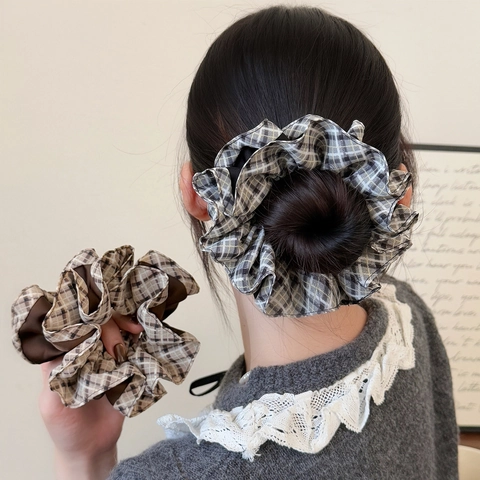 Chouchous Double Couche à Carreaux Vintage pour Femmes Grands Élastiques à Cheveux en Tissu Élégants Accessoires Cheveux Style Coréen