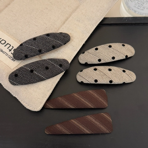 Pince à Cheveux BB Ovale à Pois Exquise Style Coréen Recouverte de Tissu Pince à Frange Épingle à Cheveux Latérale pour Femme