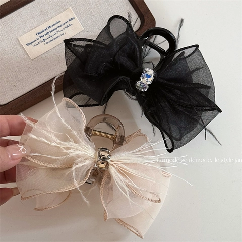 Elegante Fermaglio per Capelli a Fiocco in Rete Coreana con Piume e Strass Organza Grande Accessorio Donna Festa Matrimonio