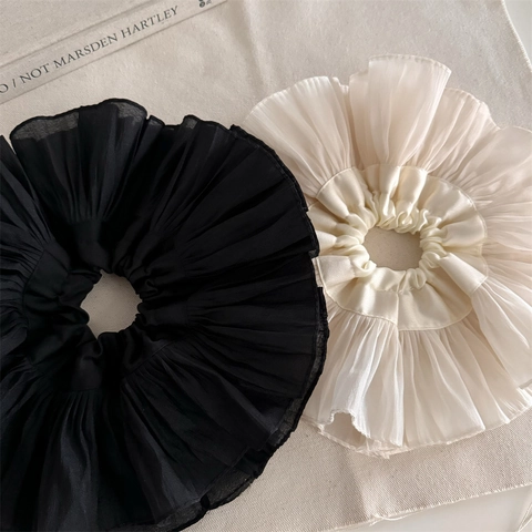 Oversized Geplooide Dubbellaagse Scrunchies Chiffon Look Grote Haarelastiekjes Voor Vrouwen Elegante Minimalistische Haaraccessoires Zwart Off White