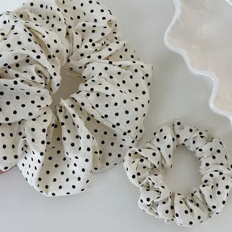 Chouchou Élégant en Tissu Crème à Pois de Style Coréen Élastique à Cheveux Plissé Fait à la Main Accessoires de Cheveux Femme
