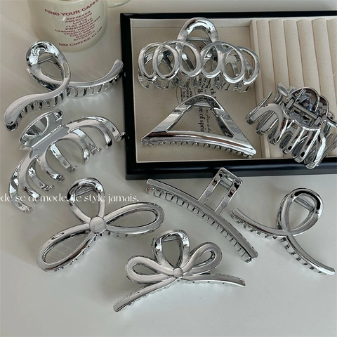 Metallic Silver Electroplated Plastic Hair Claws Large Shark Clip Hollow Butterfly Geometric Triangle Hair Grips Accessories For Women