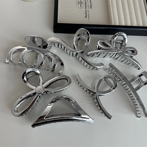 Metallic Silver Electroplated Plastic Hair Claws Large Shark Clip Hollow Butterfly Geometric Triangle Hair Grips Accessories For Women