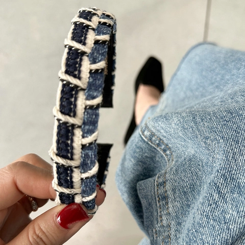 Cerchietto in Tessuto Denim Intrecciato a Mano Retrò Blu Patchwork Fascia per Capelli Con Catena in Metallo Accessori Donna