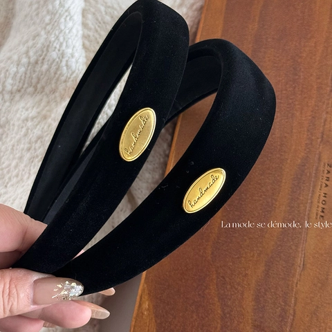Vintage Velvet Padded Headband For Women Handmade Metal Tag Solid Color Sponge Hairband Retro Elegant Hair Accessories