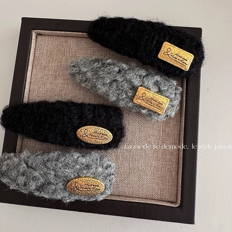 Handmade Plush Hair Clip For Women Faux Lamb Wool Hairpin With Gold Metal Tag Sweet Autumn Winter Side Clip Hair Accessories