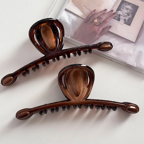 Pince à Cheveux Vintage en Résine Ambrée Écaille de Tortue Grande Pince Crabe Pour Femmes Coiffure Élégante Accessoires de Tête