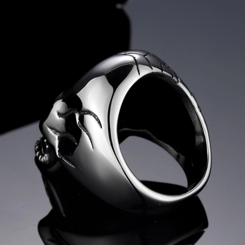 Retro Punk Gothic Skull Ring For Men Polished Titanium Stainless Steel Skeleton Biker Finger Ring Fashion Jewelry