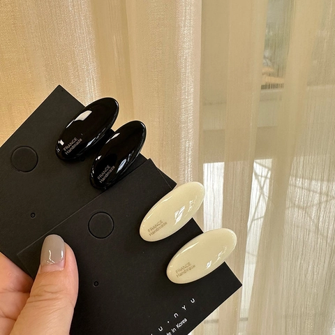Pince à Cheveux Ovale à Bec de Canard pour Femme Style Français Épingle Latérale en Plastique Brillant Accessoires