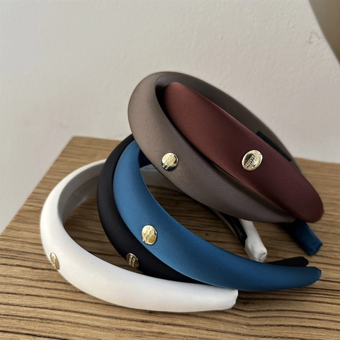 Serre-tête Rembourré en Éponge Style Français Tissu Satiné Couleur Unie Avec Boucle en Métal Doré Accessoires Cheveux Pour Femmes