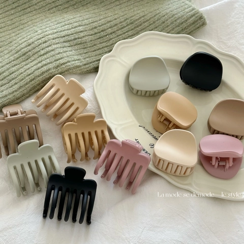 Matte Hair Claw Clips For Women Large Non Slip Trapezoid Shark Clips Korean Style Morandi Colors Strong Hold Hair Clamps