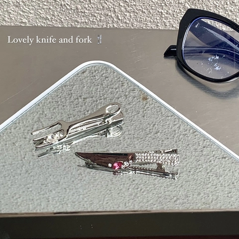 Y2K Creative Knife Fork Hair Clip For Women Silver Metal Liquid Style Rhinestone Hair Accessory Personalized Cool Duckbill Clip