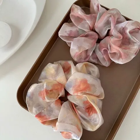 Chouchous Élégants en Satin Floral Aquarelle Estompée Grands Élastiques à Cheveux Oversize pour Femmes Filles Accessoires de Cheveux
