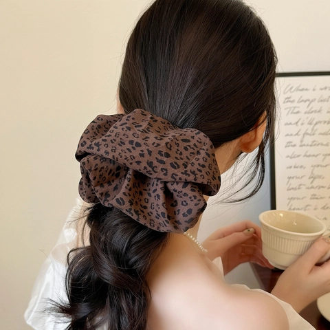 Vintage Leopard Print Cloth Hair Scrunchie Large Elastic Fabric Hair Tie Korean Style Ponytail Holder Women Accessories