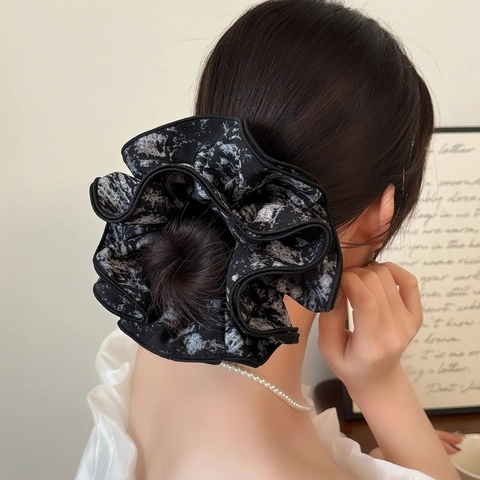 Coletero Grande para Mujer Estilo Retro Francés con Pintura de Tinta Goma de Pelo de Tela Plisada con Ribete Negro Accesorios para el Cabello Elegantes