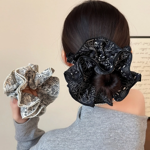 Women Vintage Paisley Printed Oversize Fabric Scrunchies Four-Layer Large Hair Ring Retro Korean Style Hair Ties Ponytail Accessory