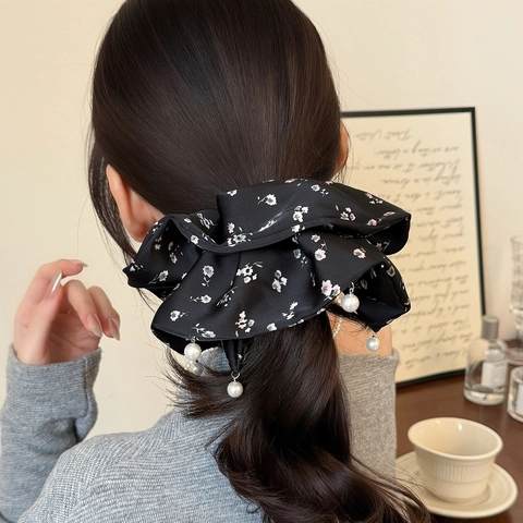 Scrunchie in Raso Floreale Stile Coreano Con Ciondolo in Perla Artificiale Elegante Elastico Pieghettato Capelli Donna