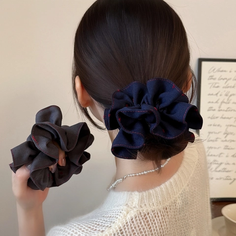 Damen Elegant Koreanischer Stil Große Stoff Haargummis Herzmuster Rüschen Haarbänder Rote Kontrastnähte Haarschmuck