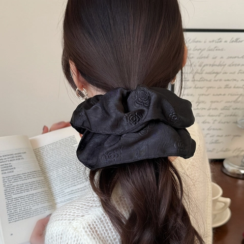 Chouchou en Satin Jacquard Rose Vintage Grands Élastiques à Cheveux Pour Femmes Style Coréen Floral Élégants Accessoires de Coiffure