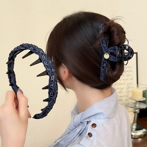 Accessorio per Capelli Coreano Vintage in Tessuto Denim Blu Profondo con Fiocco e Pinza a Catena in Metallo per Donna