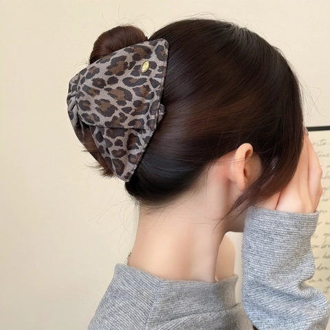 Molla per Capelli in Tessuto Leopardato Con Targhetta Oro Moda Coreana Grande Pinza a Triangolo Accessori per Capelli Donna