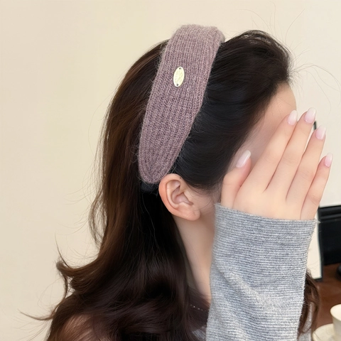 Cerchietto Largo in Lana a Maglia per Donna Etichetta Dorata Elegante Tessuto in Peluche Accessori per Capelli Autunno Inverno