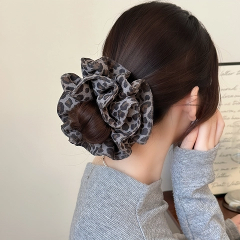 Scrunchie Oversize con Stampa Leopardata Retro Elastico in Tessuto Pieghettato Grande Fermacoda di Moda per Donna Accessori