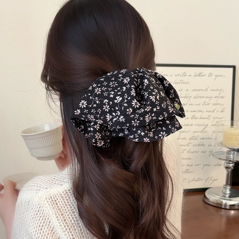 Retro Fabric Floral Ponytail Hair Clip Bow Style Pleated Hair Claw Handmade Fresh Sweet Hairpin Accessories For Women