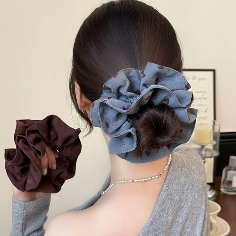 French Vintage Heart Pattern Pleated Fabric Scrunchie For Women Large High Elasticity Sweet Hair Tie Hair Accessories