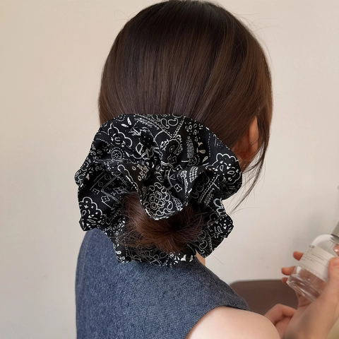 Vintage Elegante Paisley Bedrukte Stof Oversized Scrunchie Geplooide Haarelastiek Hoge Elastische Knot Haaraccessoires Voor Vrouwen
