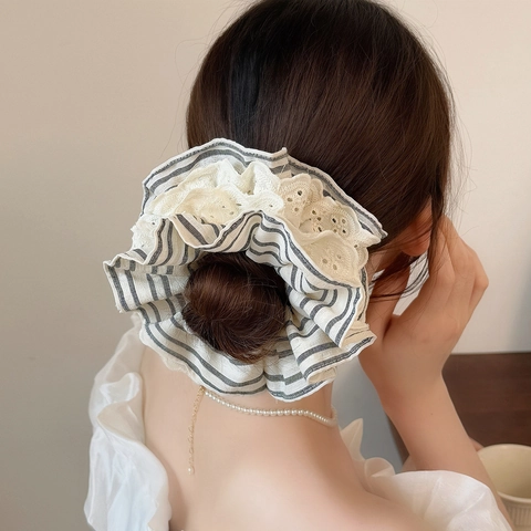 Elegant French Style Lace Striped Hair Scrunchie Large Fabric Ribbon Scrunchies For Women Balletcore Hair Ties Elegant Ponytail Holder