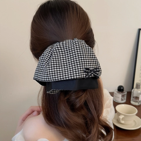 French Style Large Houndstooth Bow Hair Claw Clip For Women Vintage Plaid Fabric Hair Accessory For Daily Dating Party